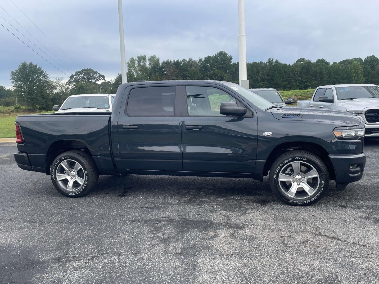 New 2026 Ram 1500 Express Pickup