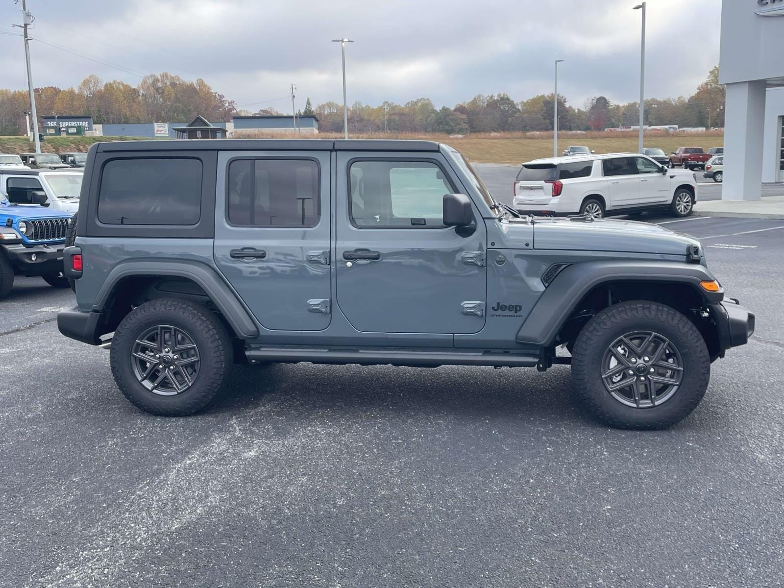 2026 Jeep Wrangler 4-Door Sport S - Photo 10