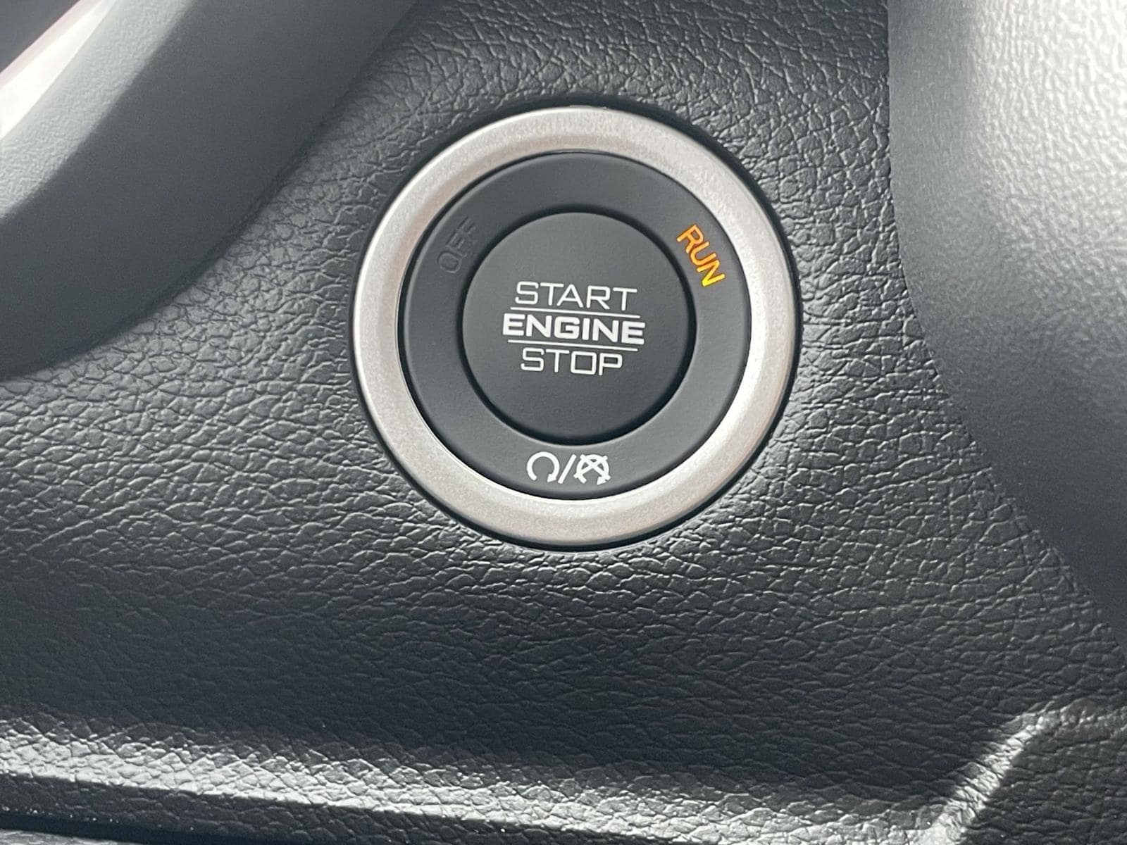 2026 RAM 2500 Laramie - Photo 6