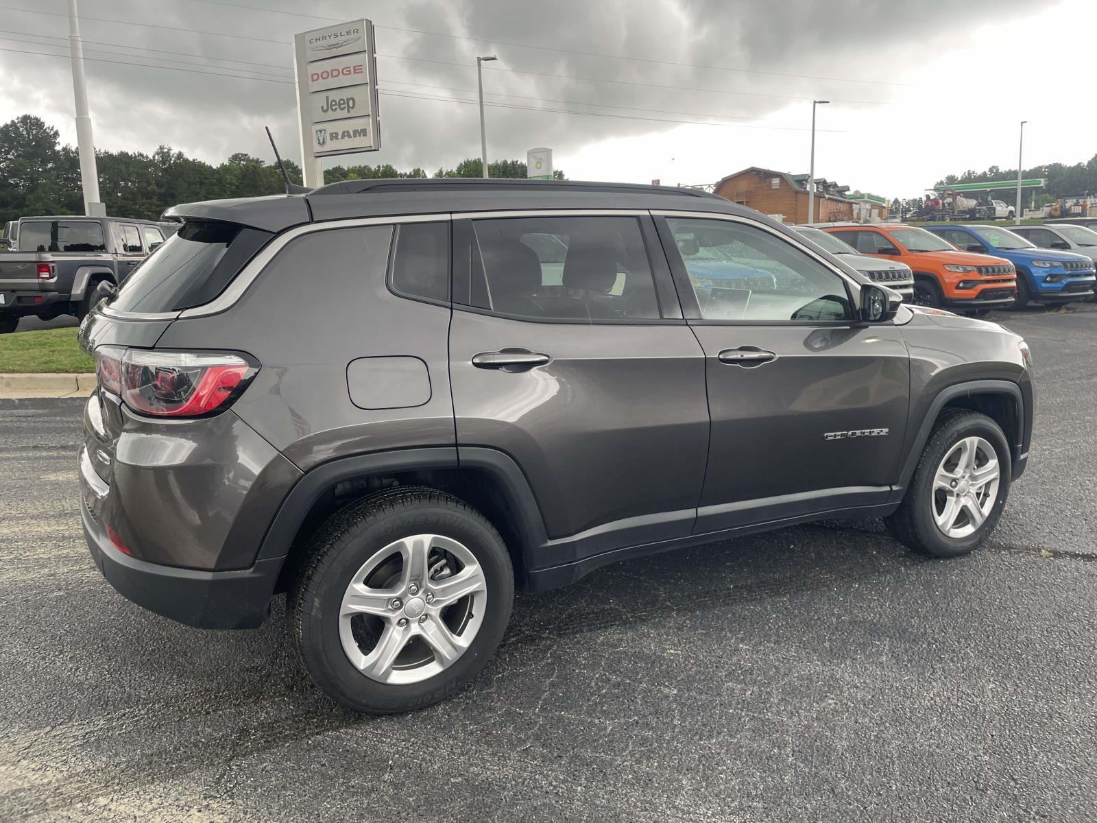 2024 Jeep Compass Latitude - Photo 16