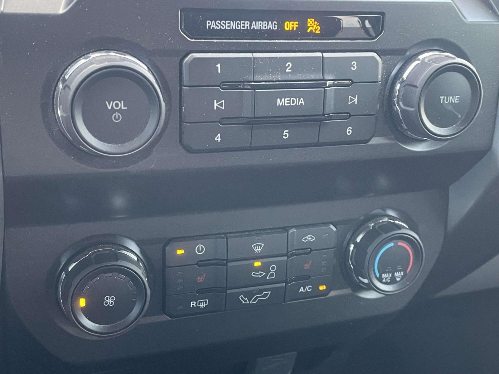 2019 Ford F-150 XLT photo 4