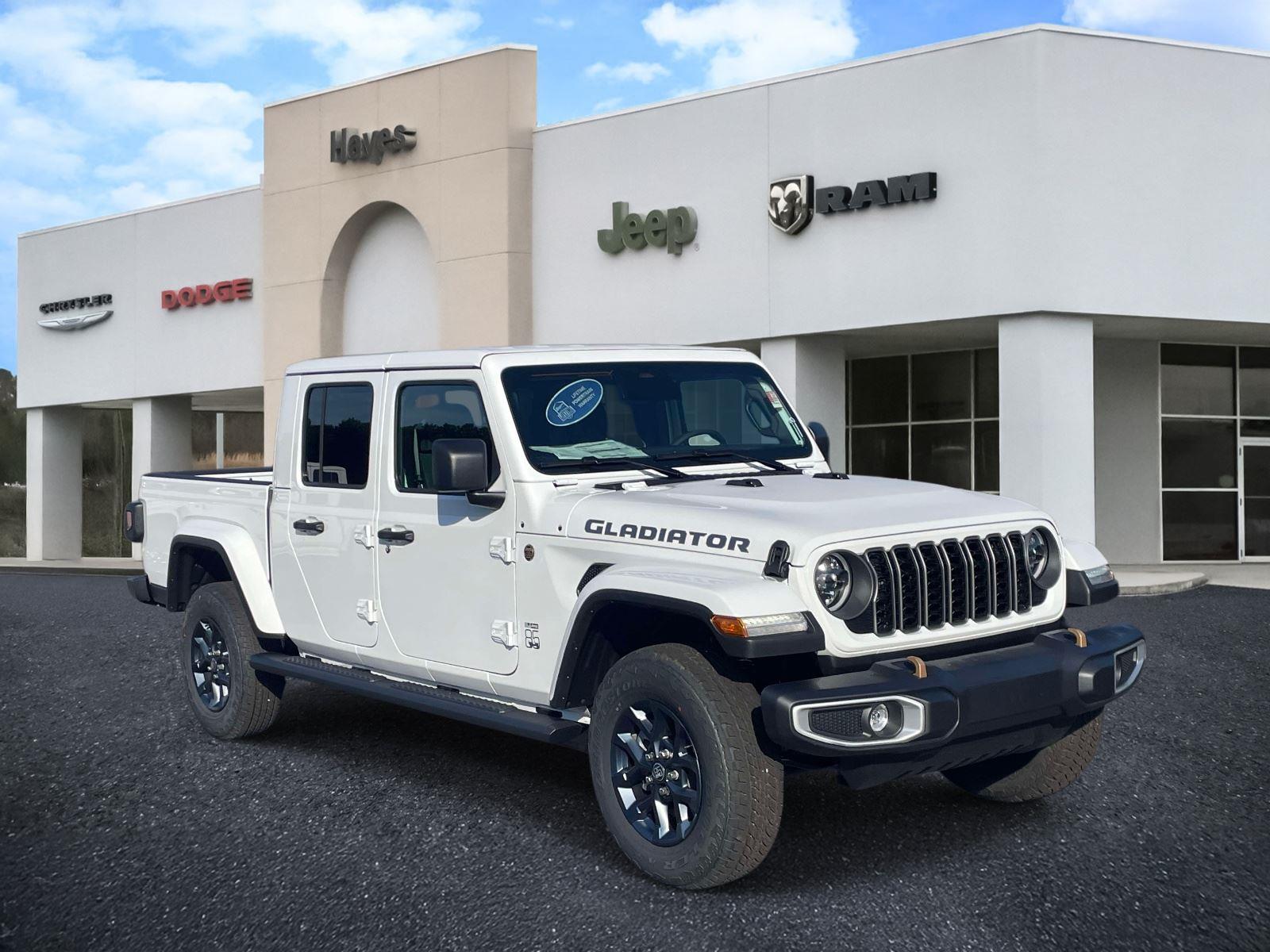 2026 Jeep Gladiator 85th Anniversary Edition Auto's photo