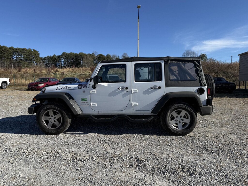 Used 2015 Jeep Wrangler Unlimited Sport SUV