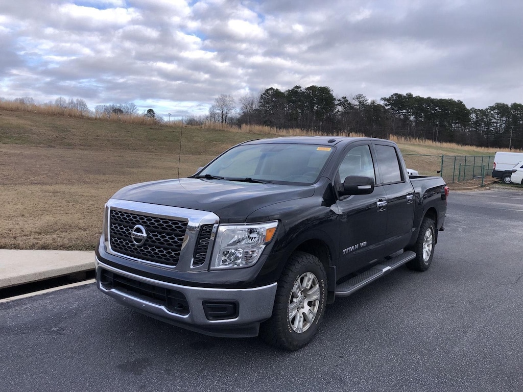 Used 2018 Nissan Titan SV Truck