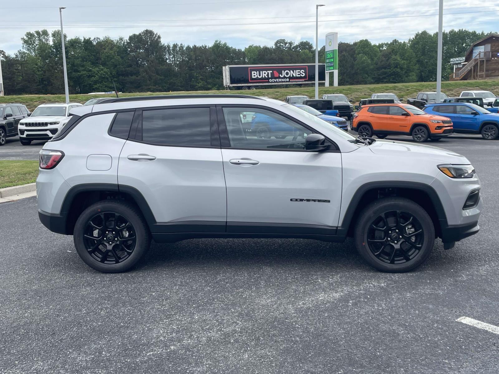 New 2026 Jeep Compass Latitude Altitude Sport Utility