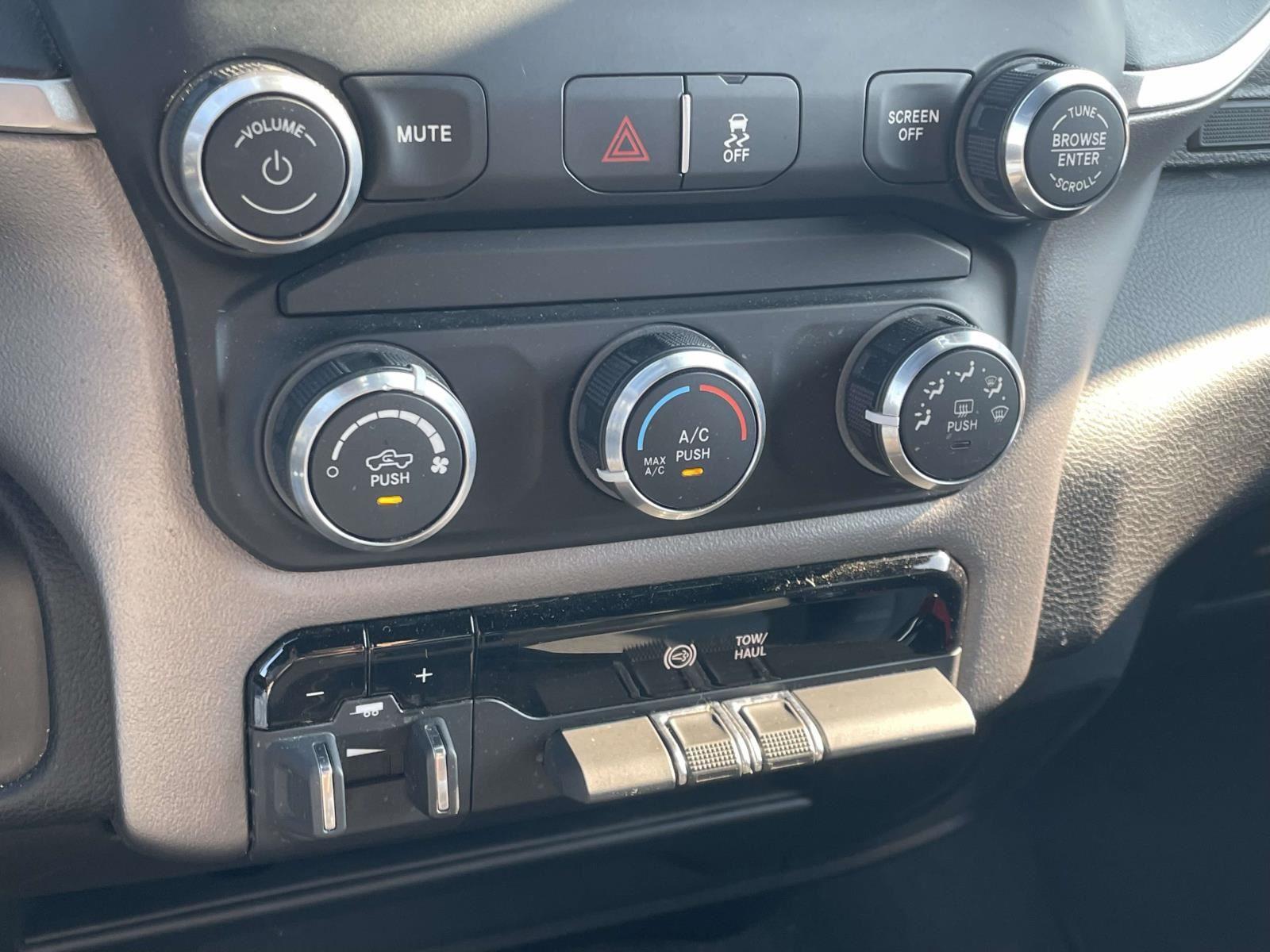 2024 Ram 2500 Big Horn photo 4