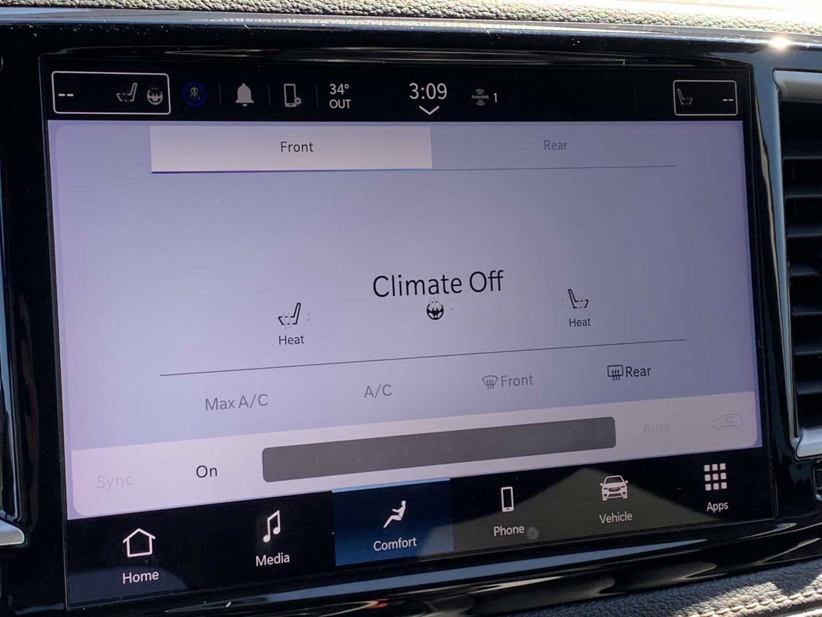 2023 Chrysler Pacifica Hybrid Touring L photo 2