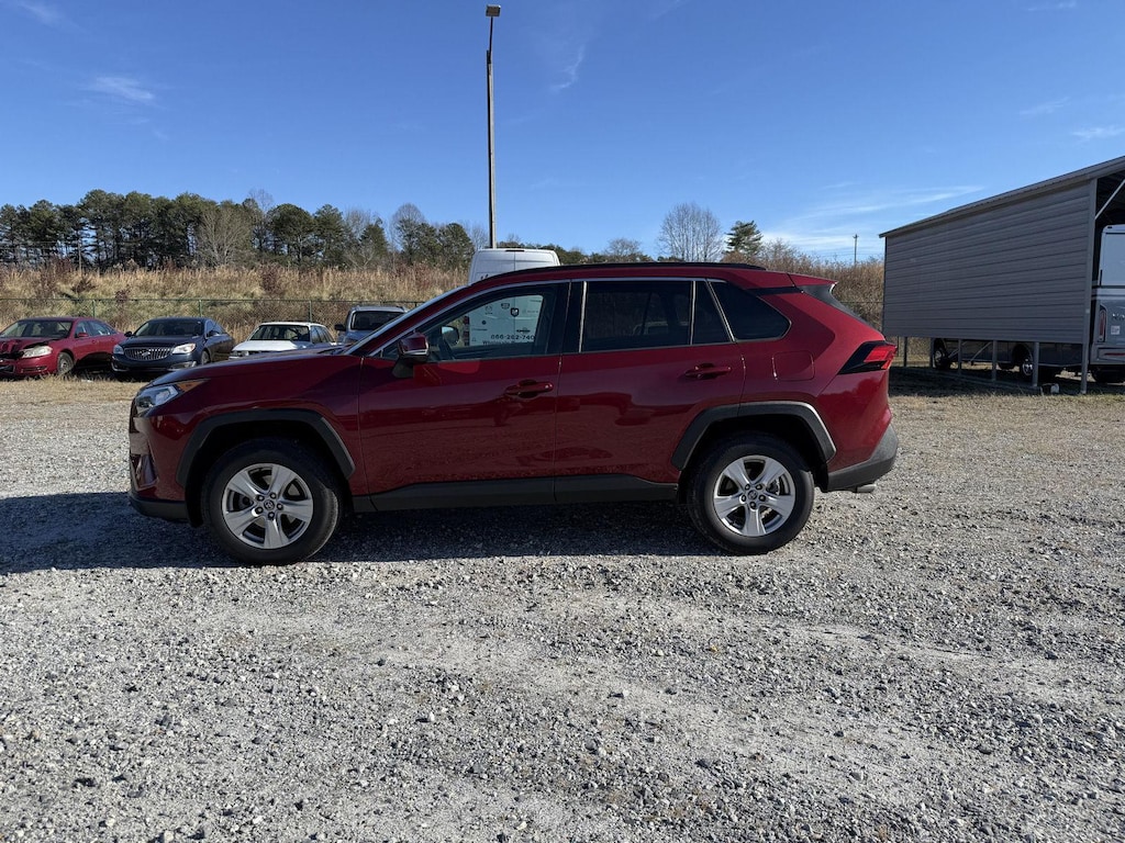 Used 2020 Toyota RAV4 XLE SUV