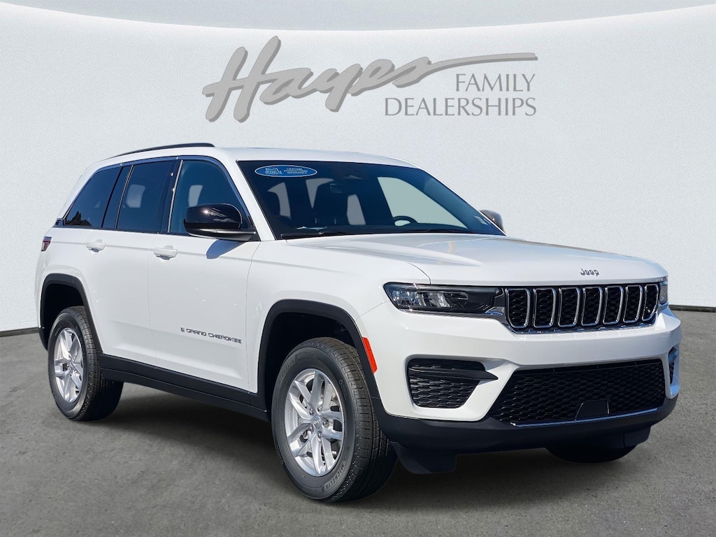 New 2025 Jeep Grand Cherokee LAREDO X 4X2 Sport Utility