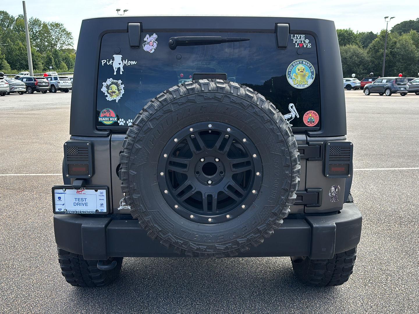 2017 Jeep Wrangler Unlimited Sport photo 4