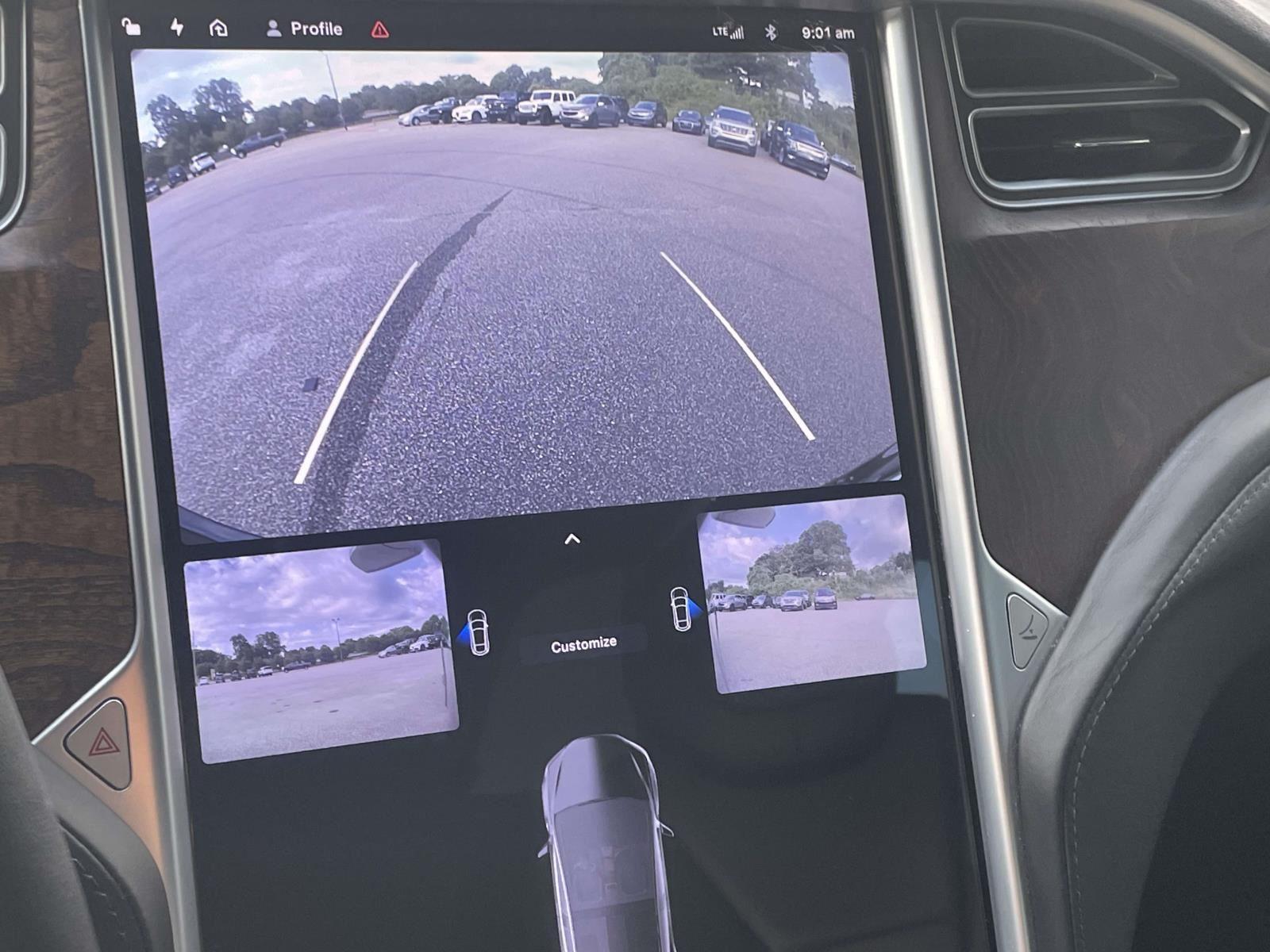 2017 Tesla Model X 90D photo 4