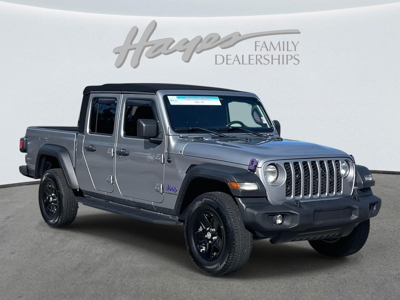 2020 Jeep Gladiator Sport S's photo
