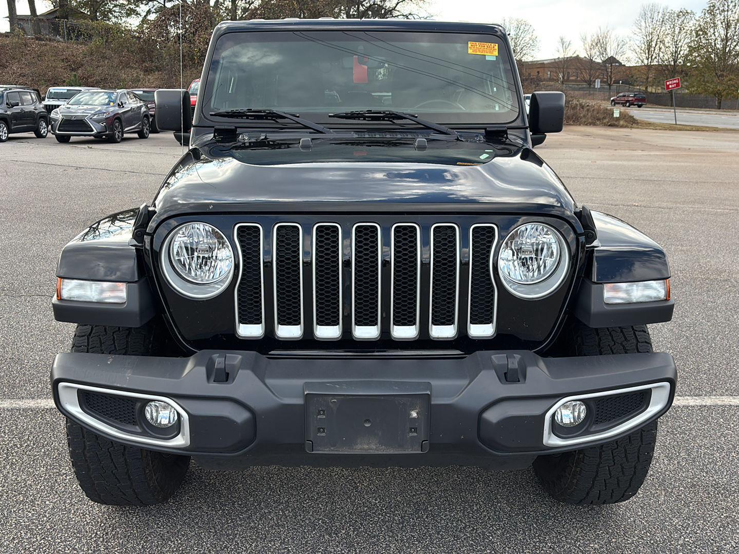 2021 Jeep Wrangler Unlimited Sahara photo 2