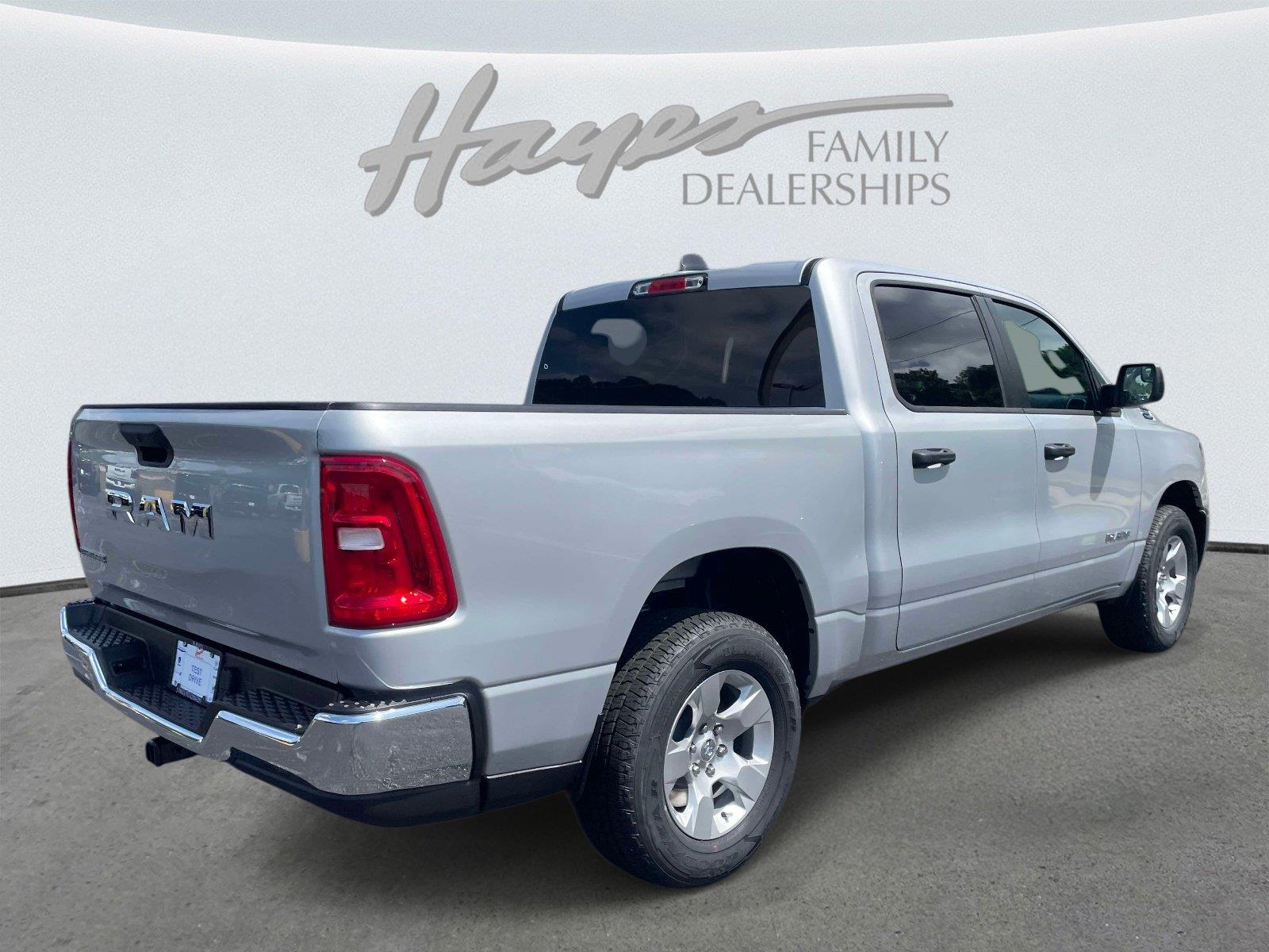New 2026 Ram 1500 BIGHORN/LONESTAR CREW 4X2 Pickup
