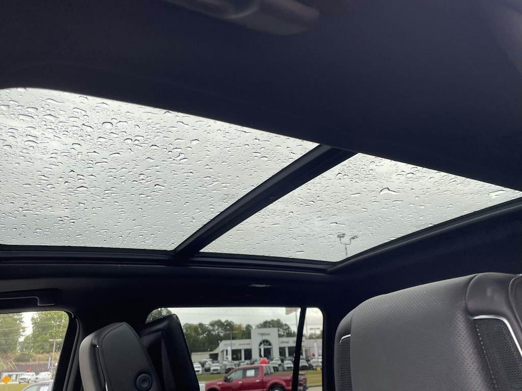 Used 2023 Cadillac Escalade ESV 4WD Premium Luxury SUV