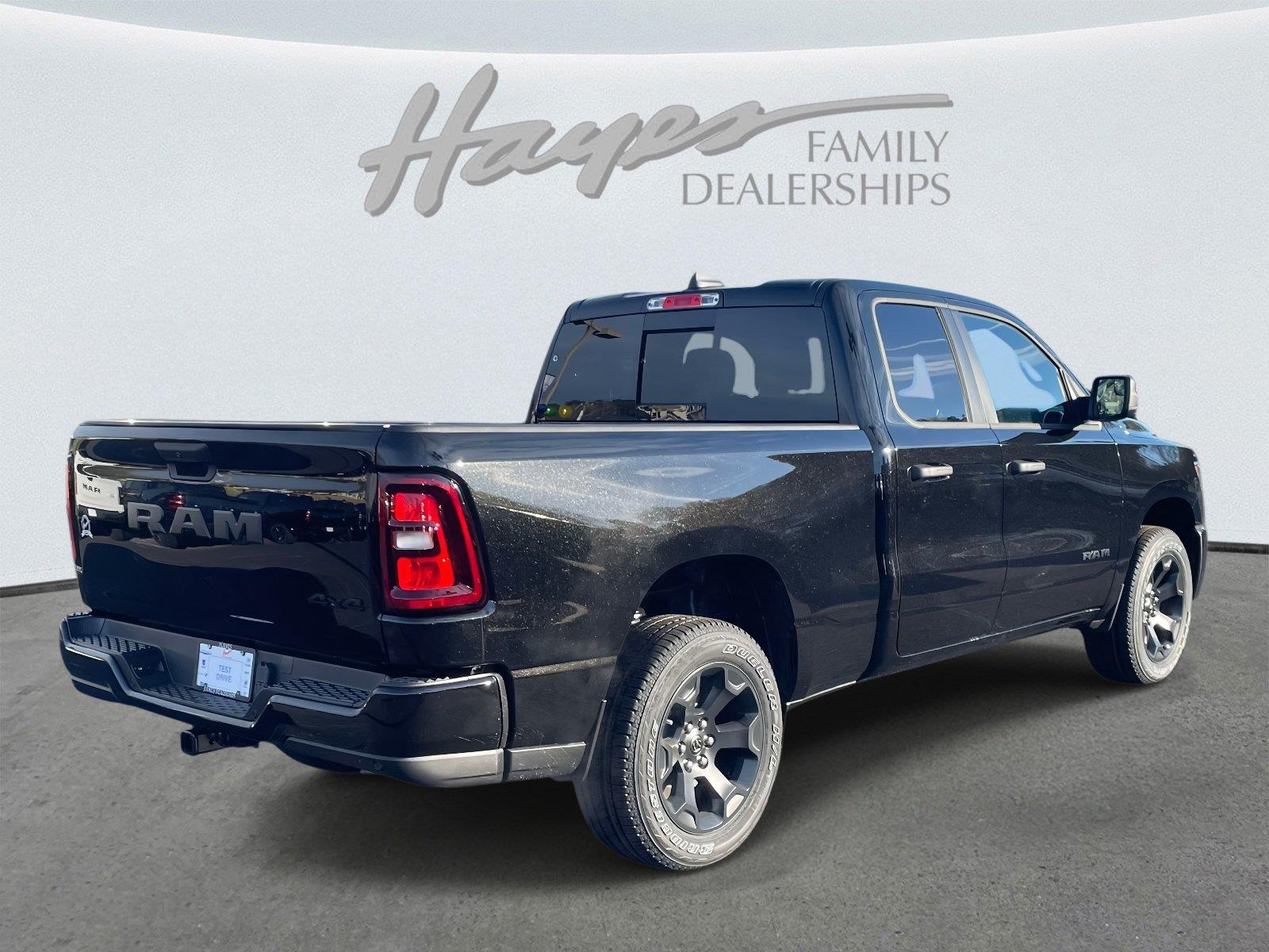 New 2026 Ram 1500 EXPRESS QUAD CAB 4X4 6'4 BOX Pickup