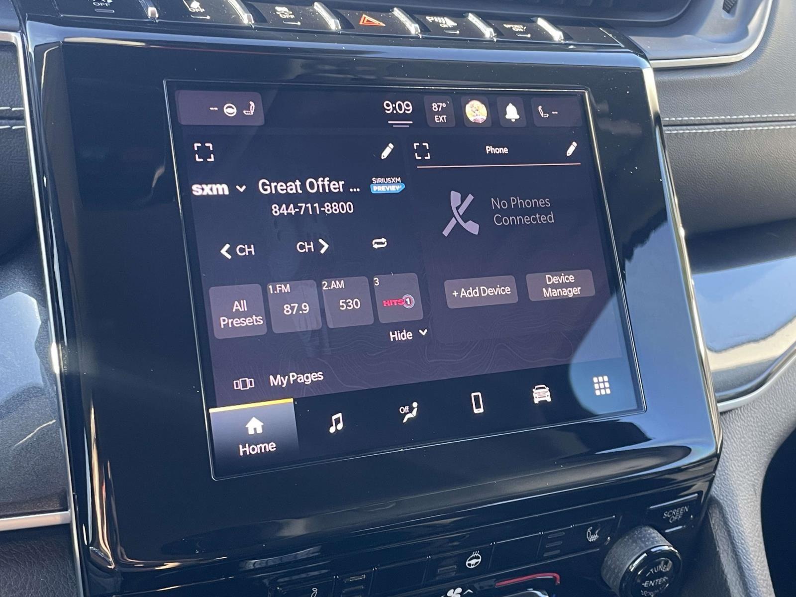 2021 Jeep Grand Cherokee Laredo photo 2