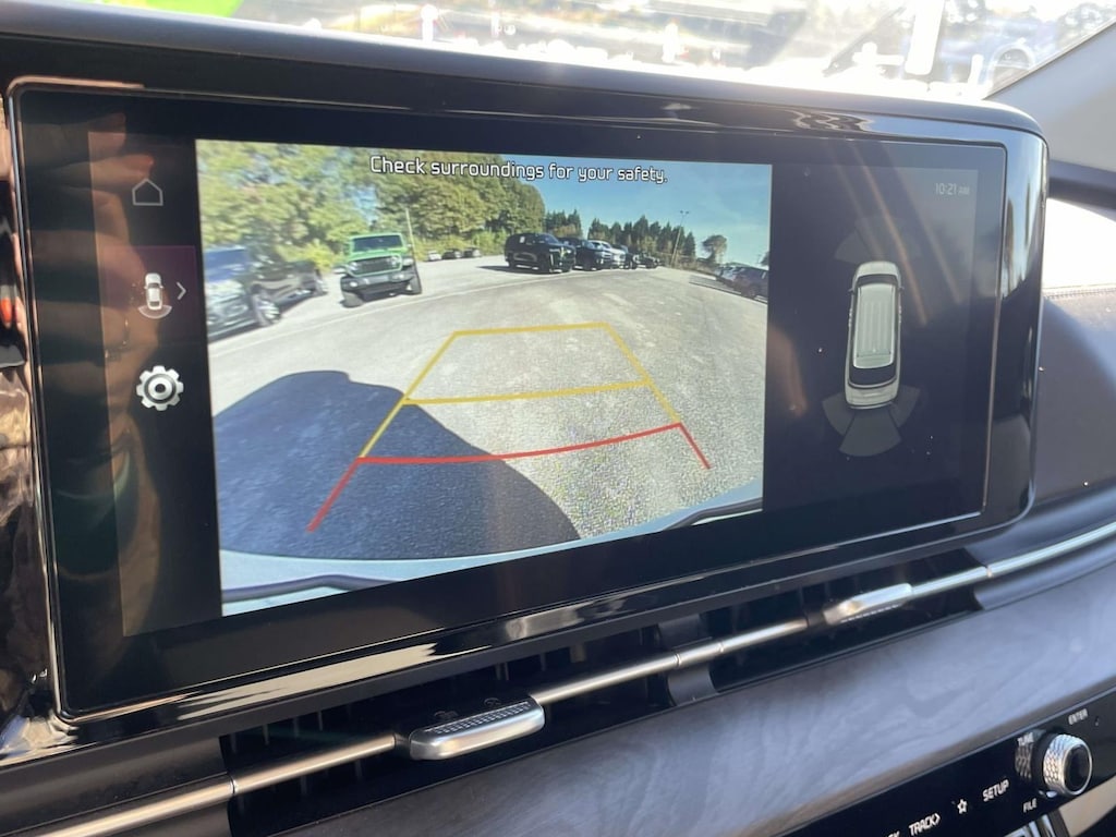 Used 2024 Kia Carnival EX Van