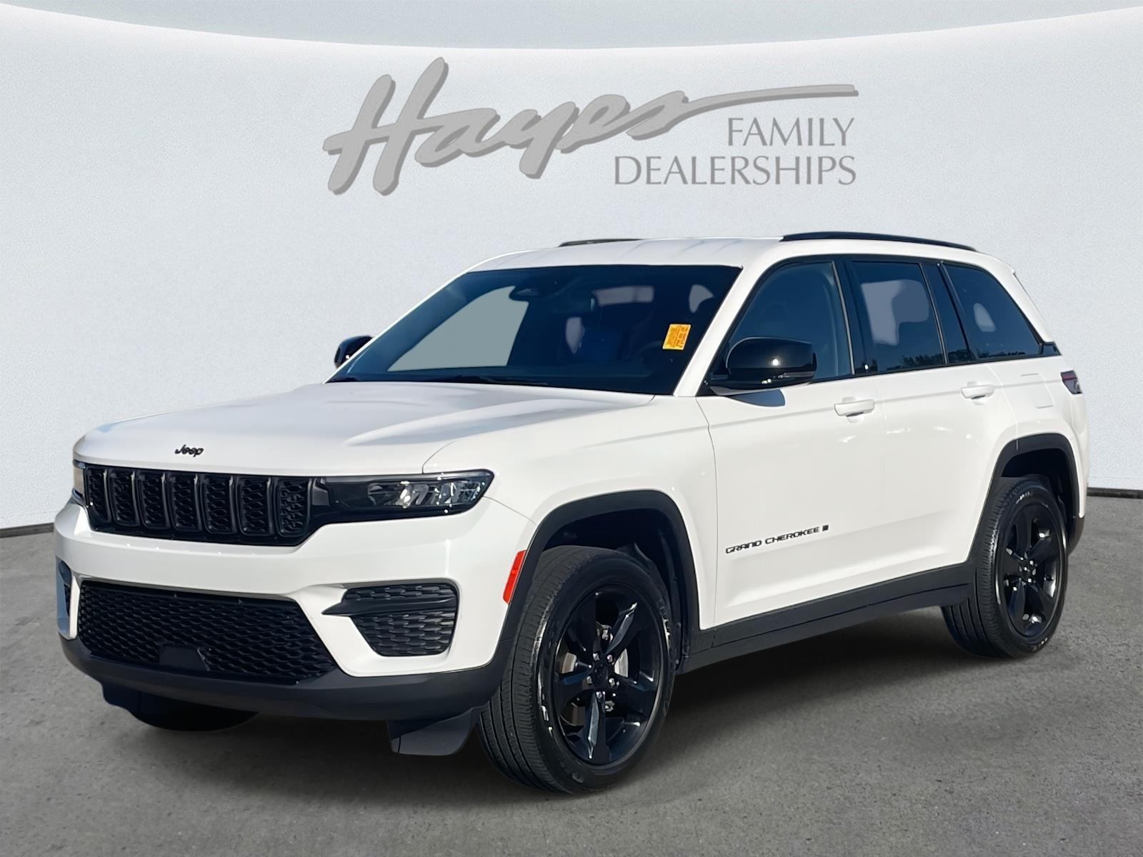2023 Jeep Grand Cherokee Altitude's photo