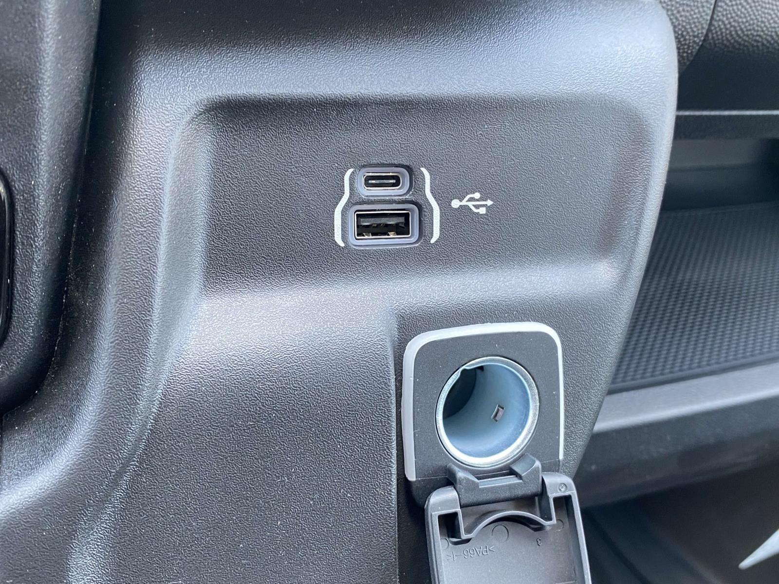 2025 Ram ProMaster 2500 photo 2