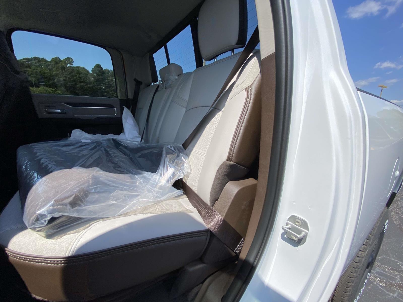 2026 RAM 2500 Laramie - Photo 12