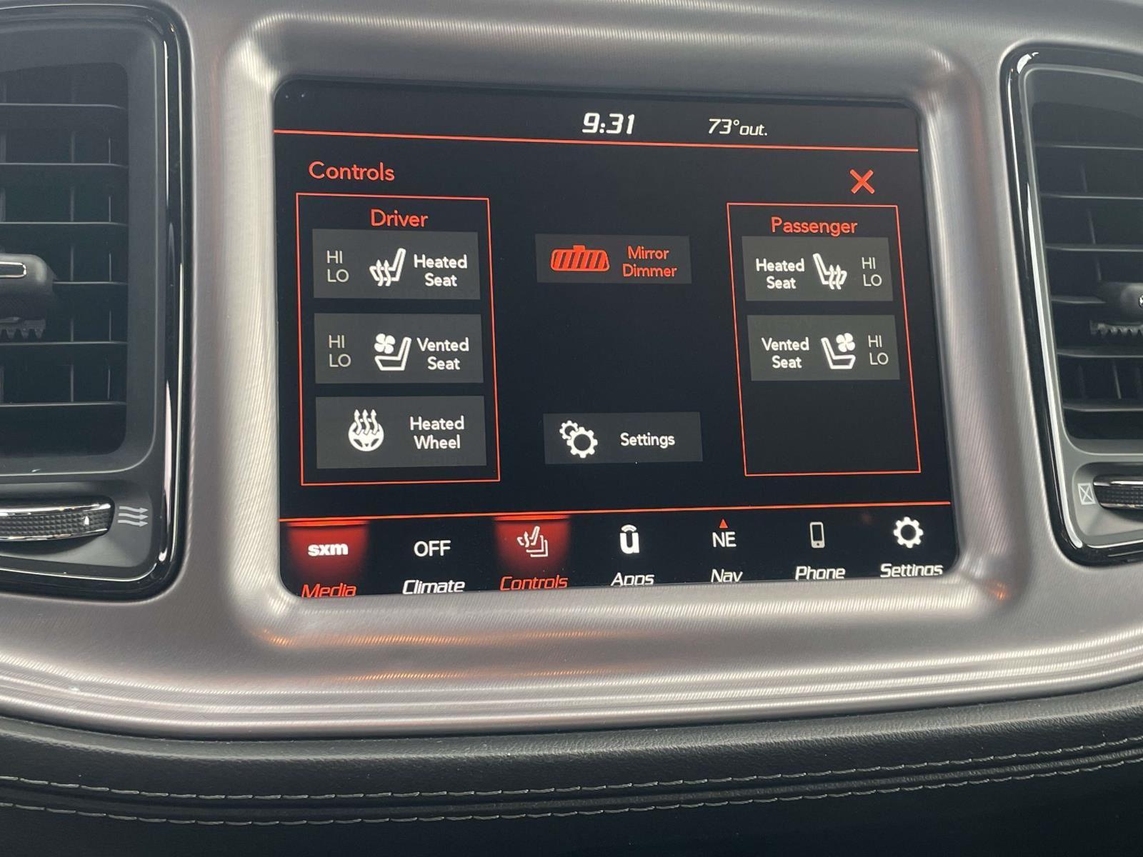 2023 Dodge Challenger R/T Scat Pack photo 3