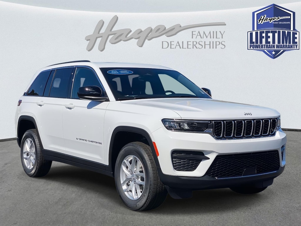 New 2025 Jeep Grand Cherokee LAREDO X 4X2 Sport Utility