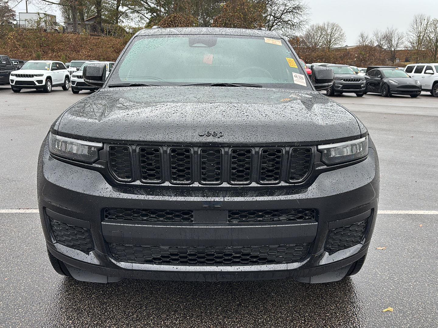 2024 Jeep Grand Cherokee Altitude X photo 2