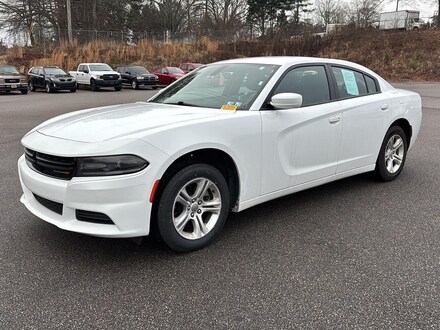 2020 Dodge Charger SXT Sedan