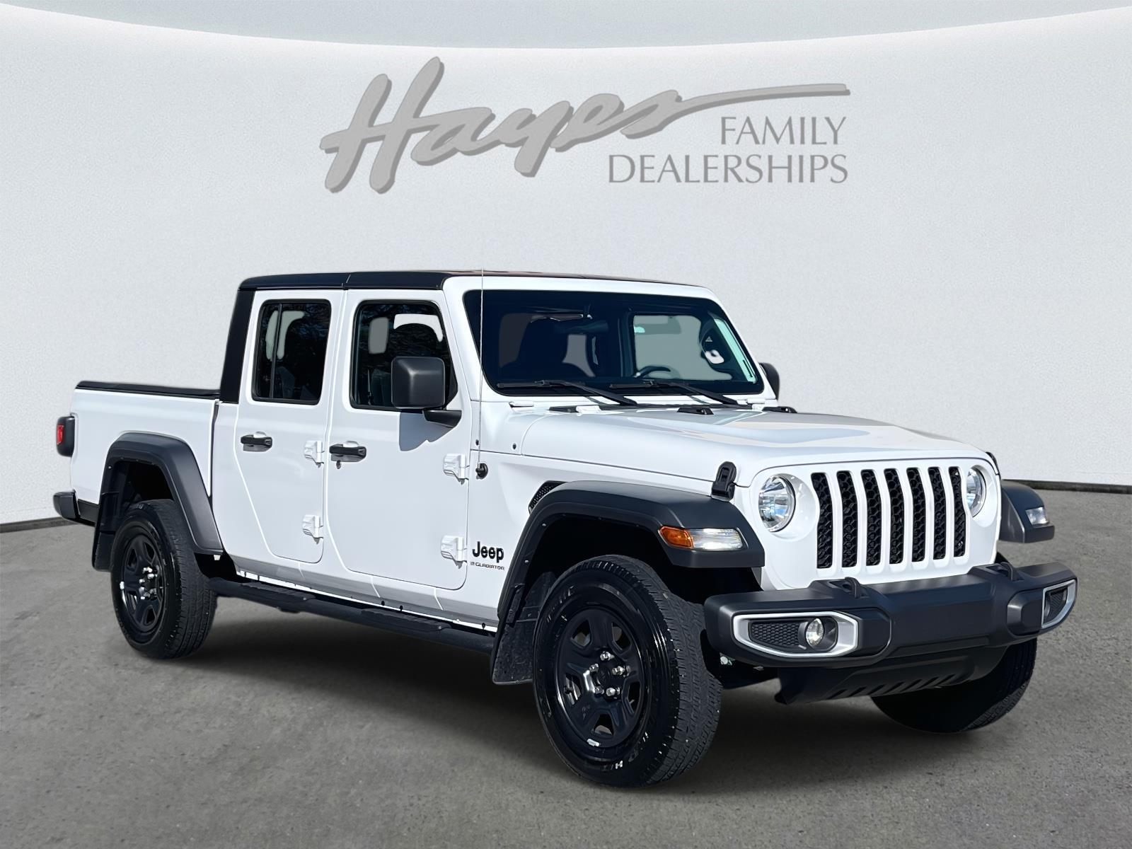 2023 Jeep Gladiator Sport's photo