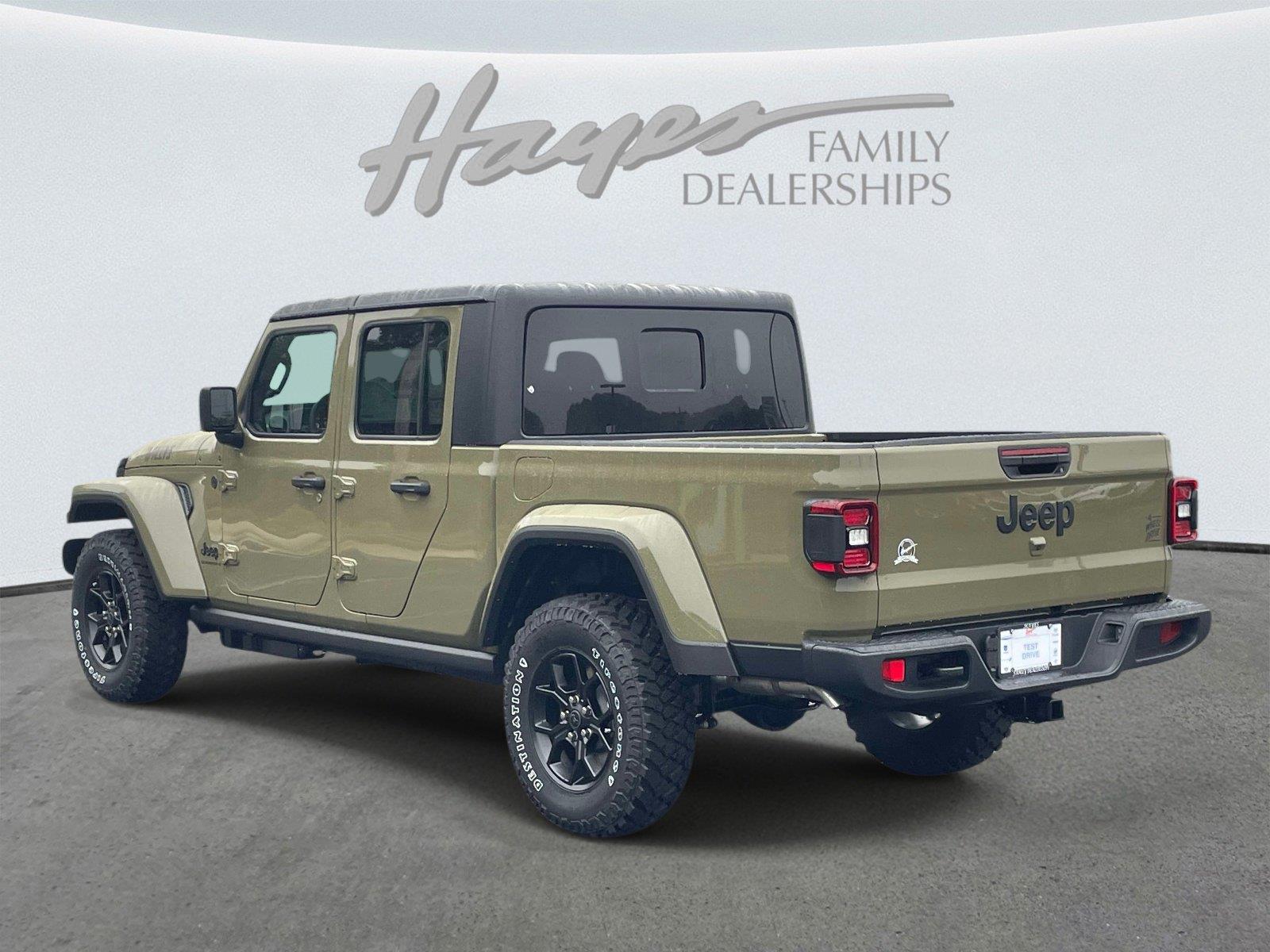 New 2027 Jeep Gladiator SPORT 4X4 Pickup