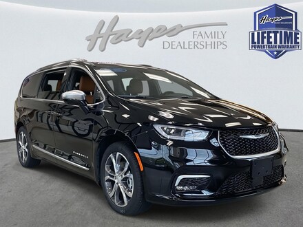 2026 Chrysler Pacifica PINNACLE Passenger Van