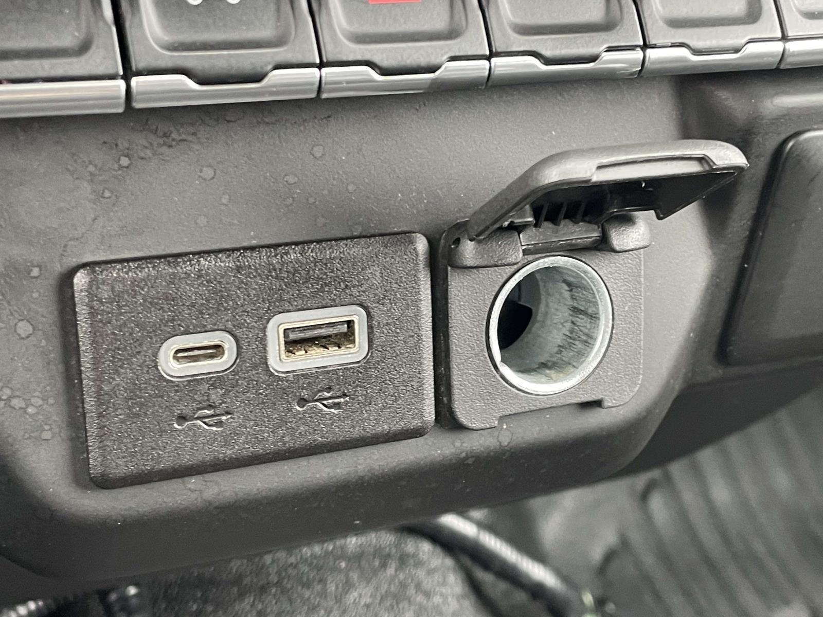 2022 Gmc Sierra Pro photo 4