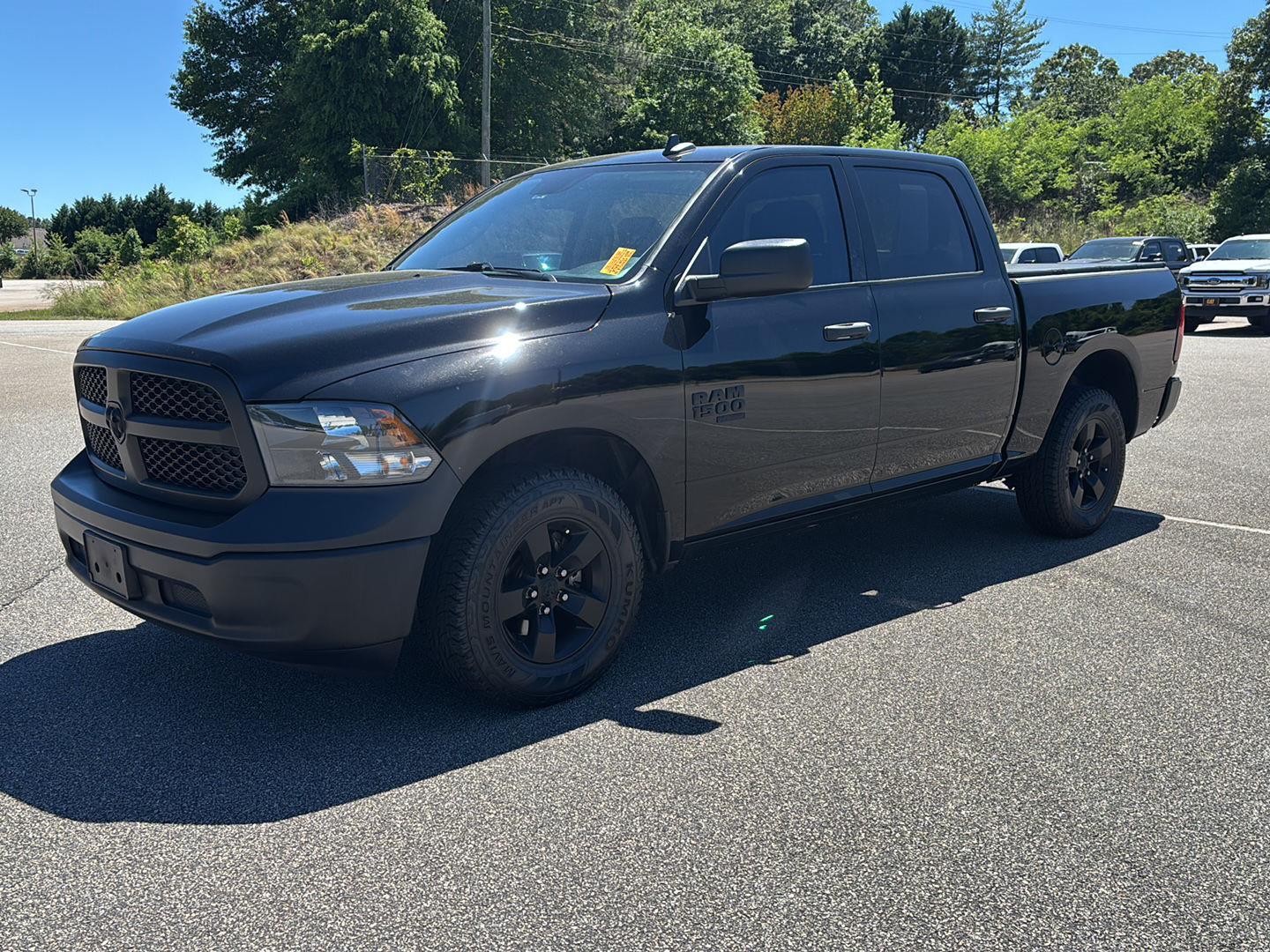 2022 RAM 1500 Classic Tradesman Crew Cab 5'7's photo