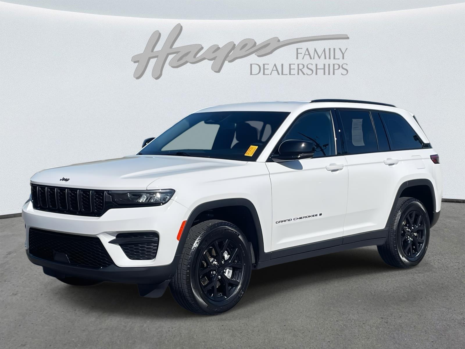 2024 Jeep Grand Cherokee Altitude's photo