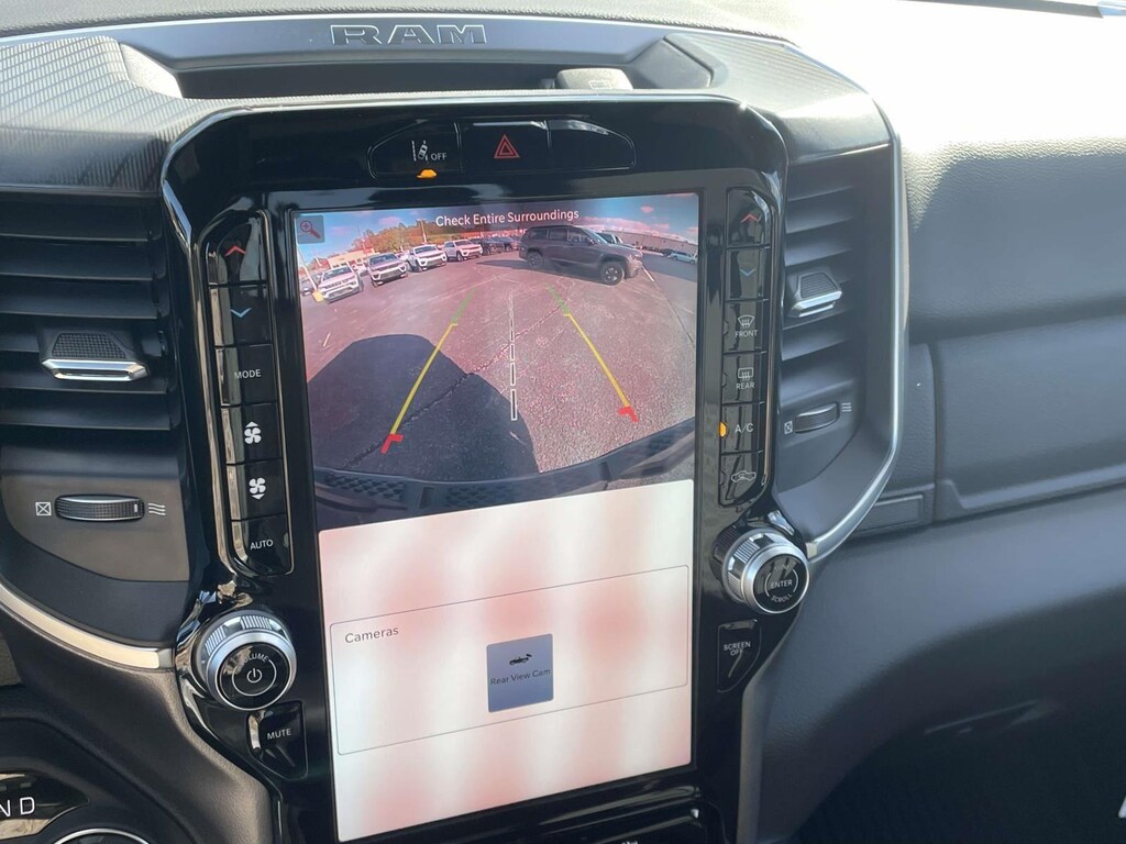 New 2026 Ram 1500 BIG HORN CREW CAB 4X2 5'7 BOX Pickup