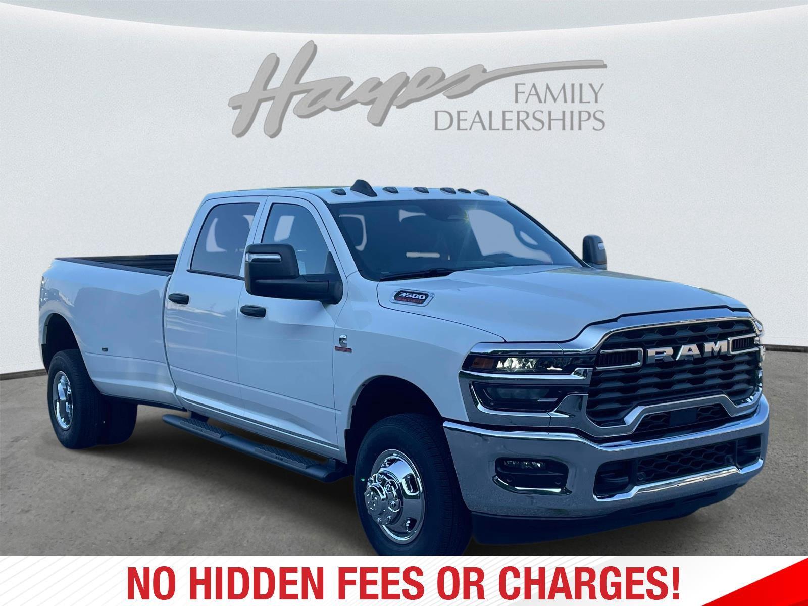New 2026 Ram 3500 TRADESMAN CREW CAB 4X4 Pickup