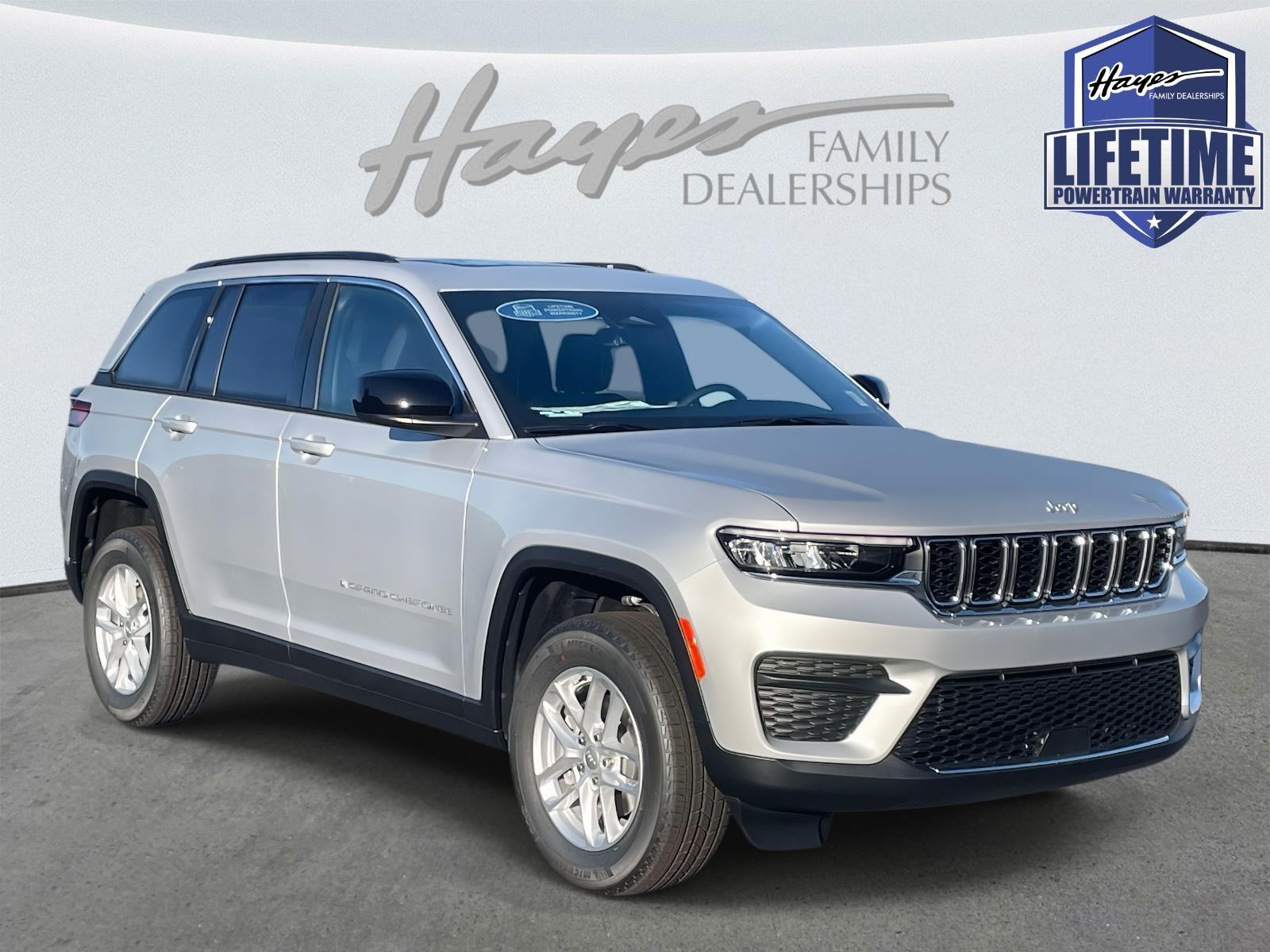 2025 Jeep Grand Cherokee Laredo's photo