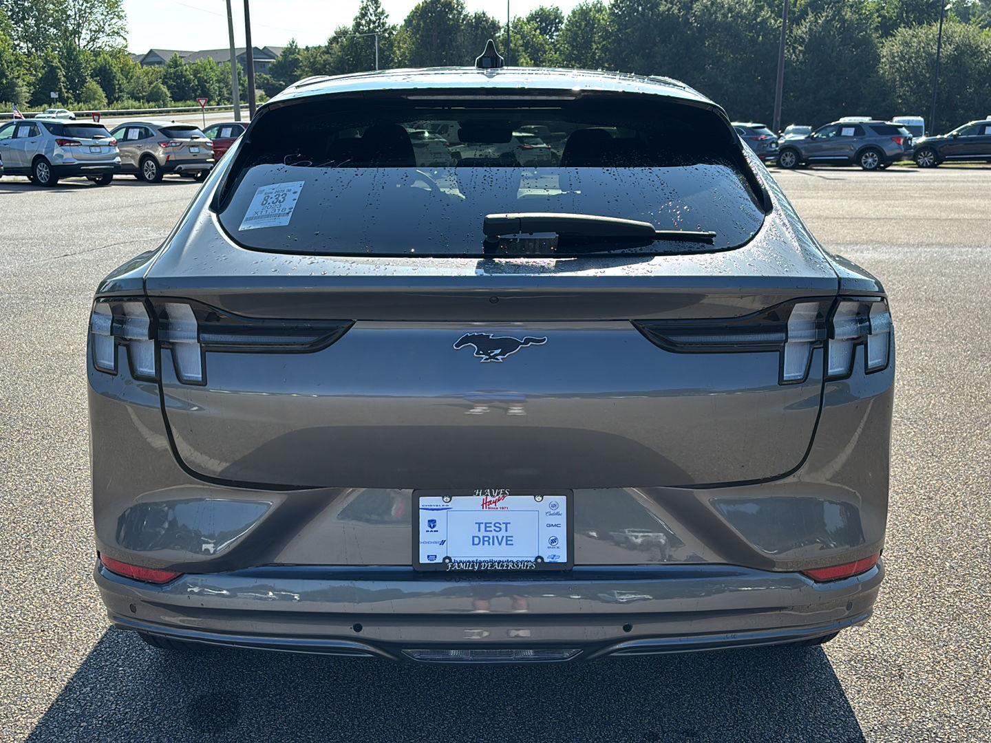 2023 Ford Mustang Mach-E Premium photo 4