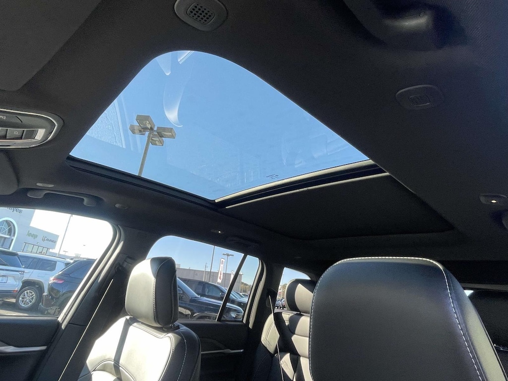 New 2025 Jeep Grand Cherokee LIMITED 4X4 Sport Utility