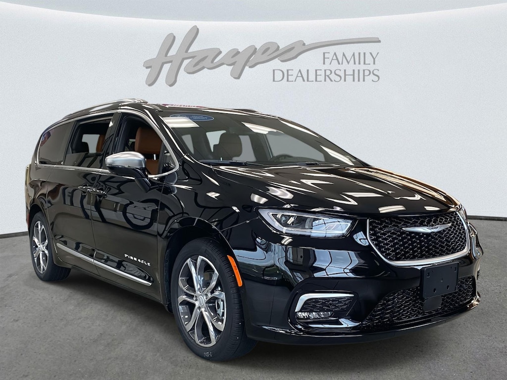 New 2026 Chrysler Pacifica PINNACLE Passenger Van