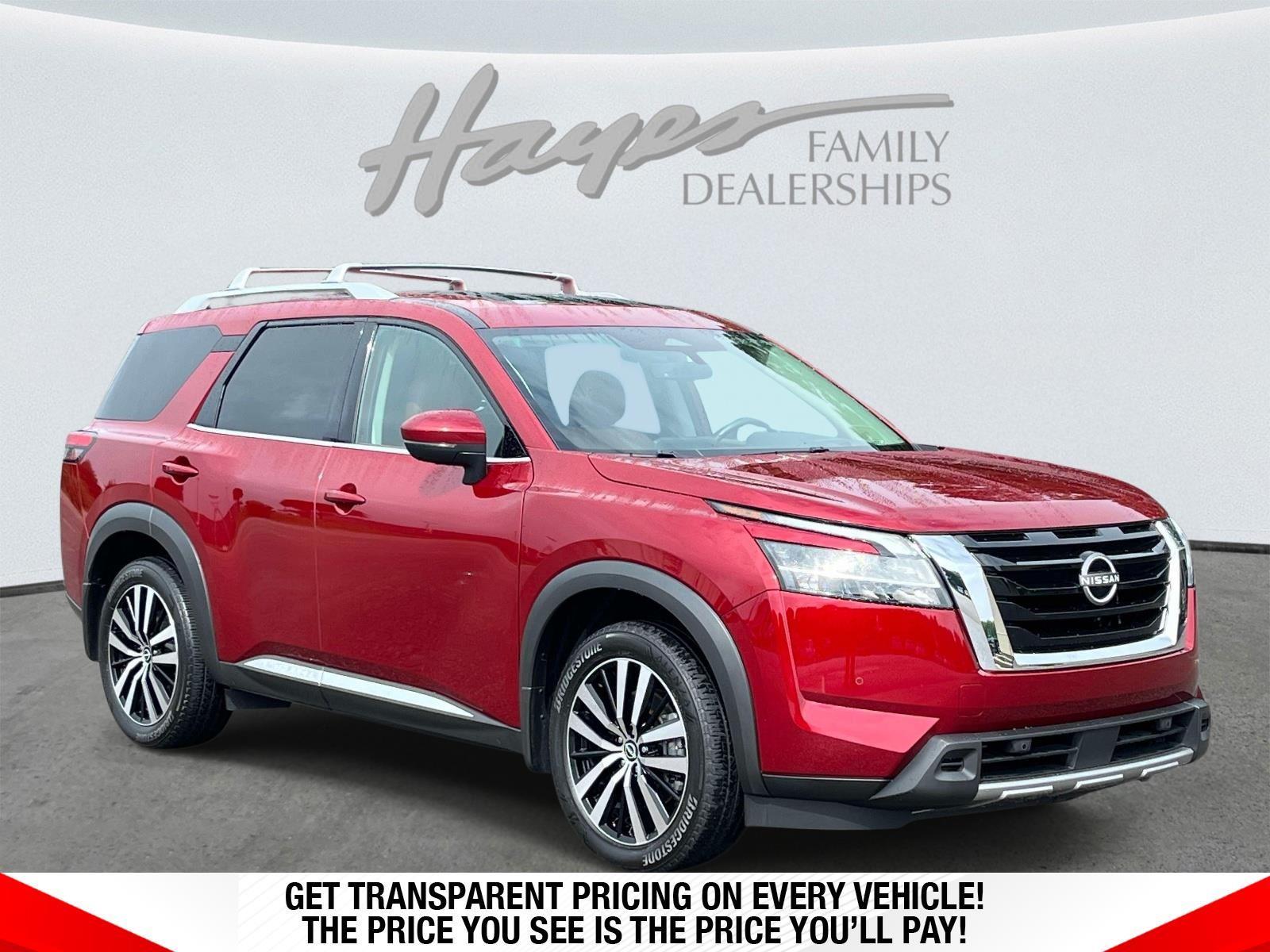 2023 Nissan Pathfinder Platinum 2WD's photo