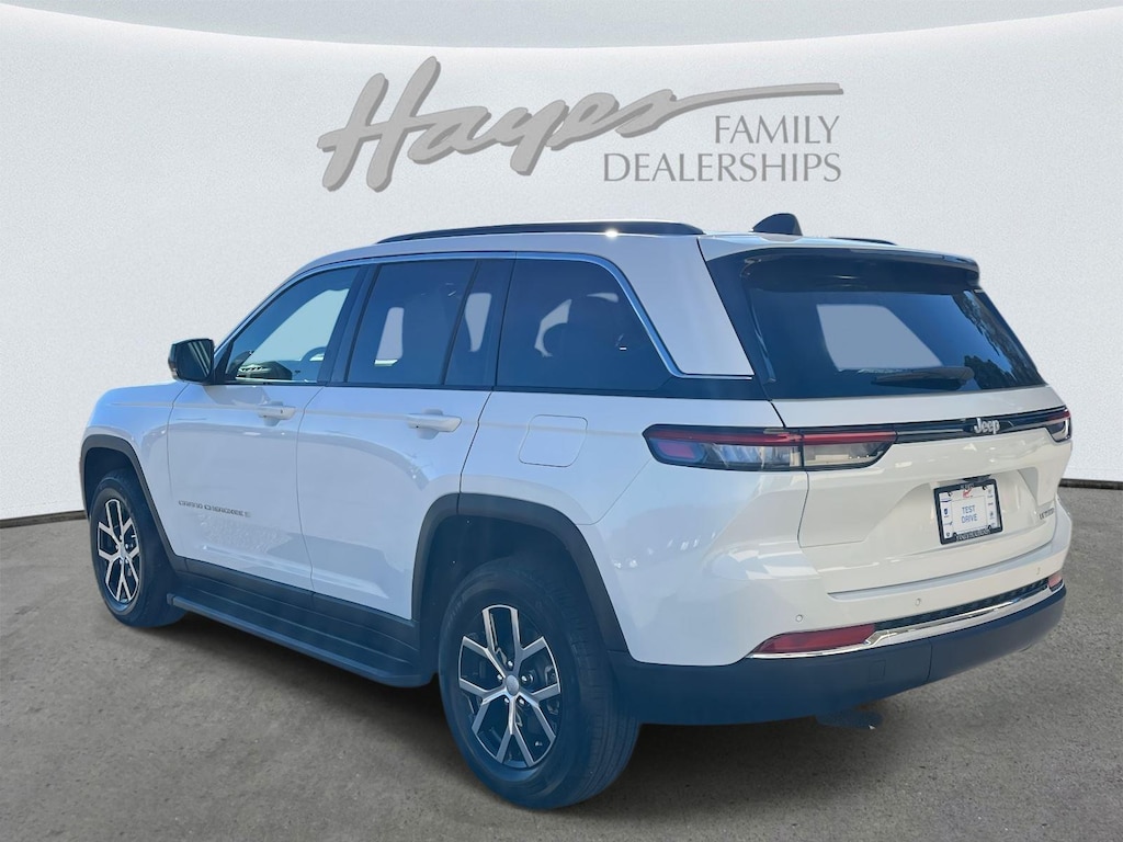 Used 2025 Jeep Grand Cherokee Limited SUV