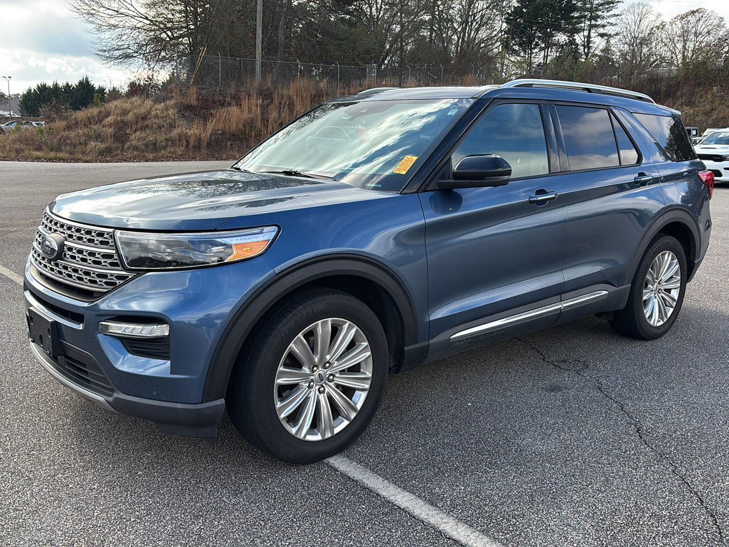 2020 Ford Explorer Limited's photo