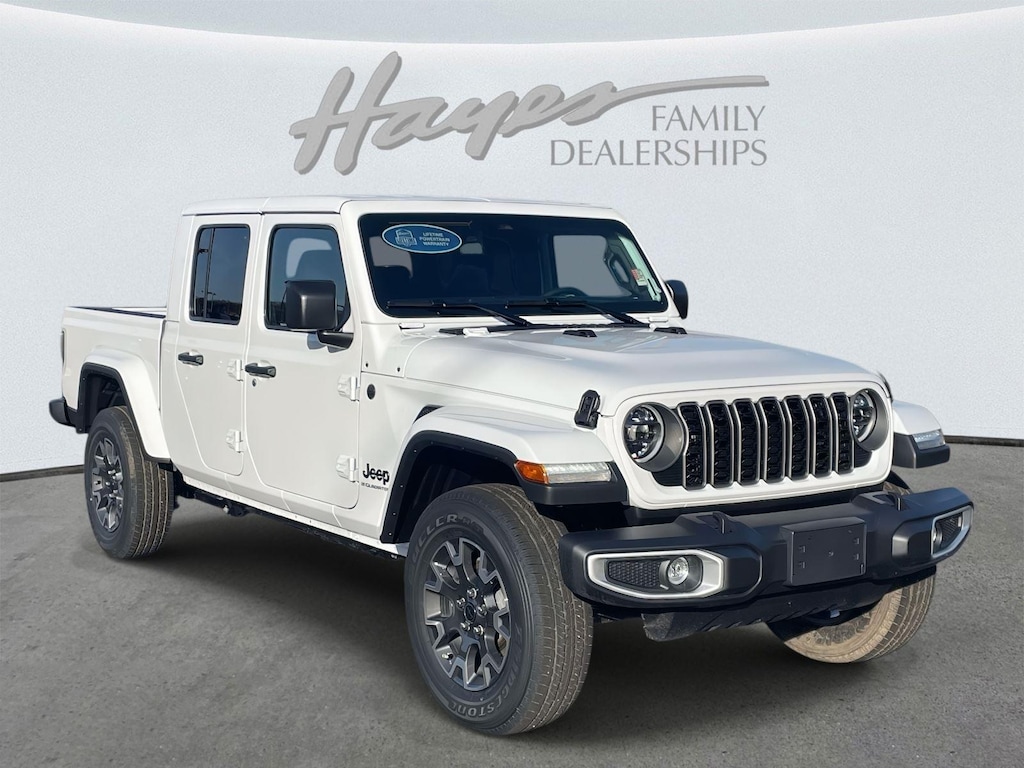 New 2026 Jeep Gladiator SAHARA 4X4 Pickup