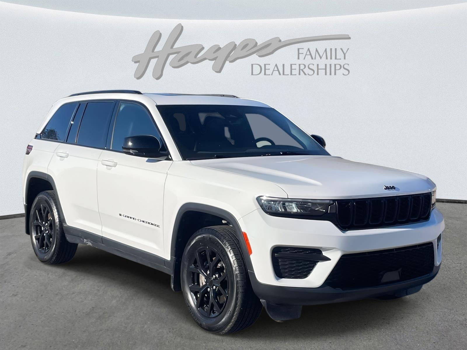 2024 Jeep Grand Cherokee Altitude's photo