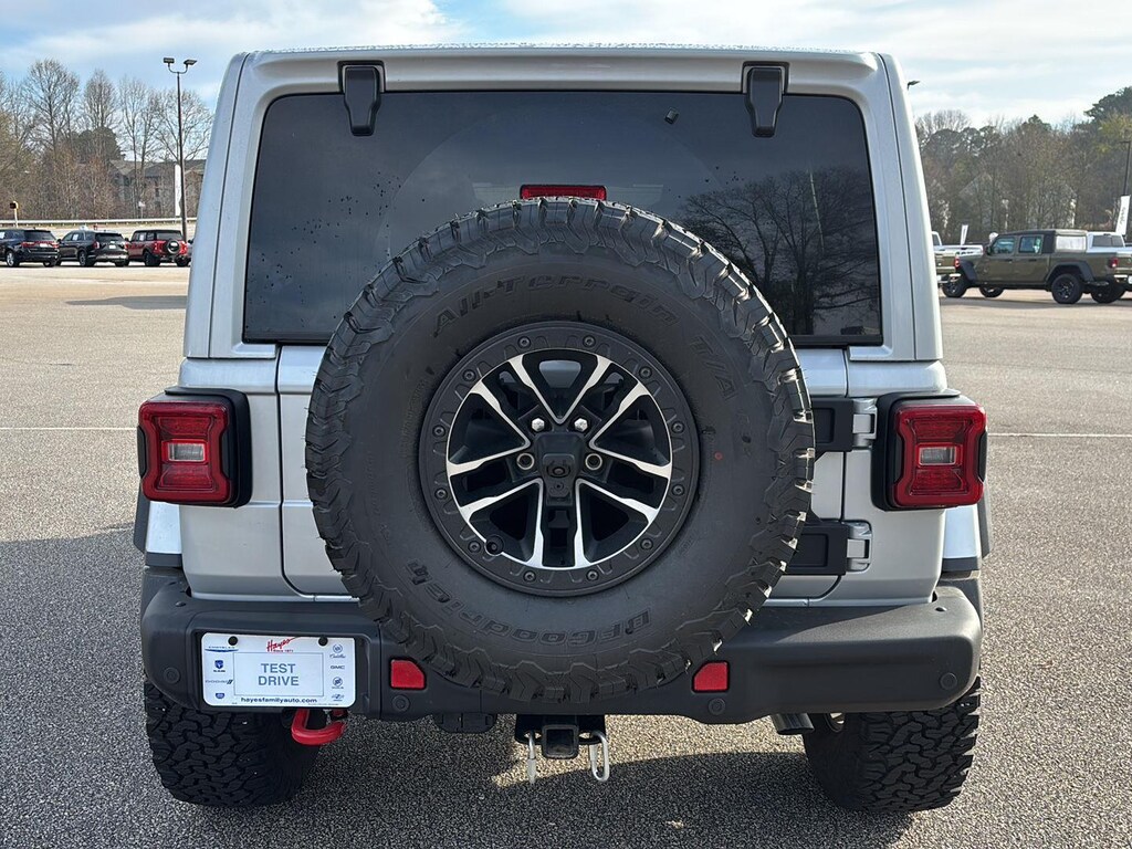 Used 2024 Jeep Wrangler Rubicon X SUV