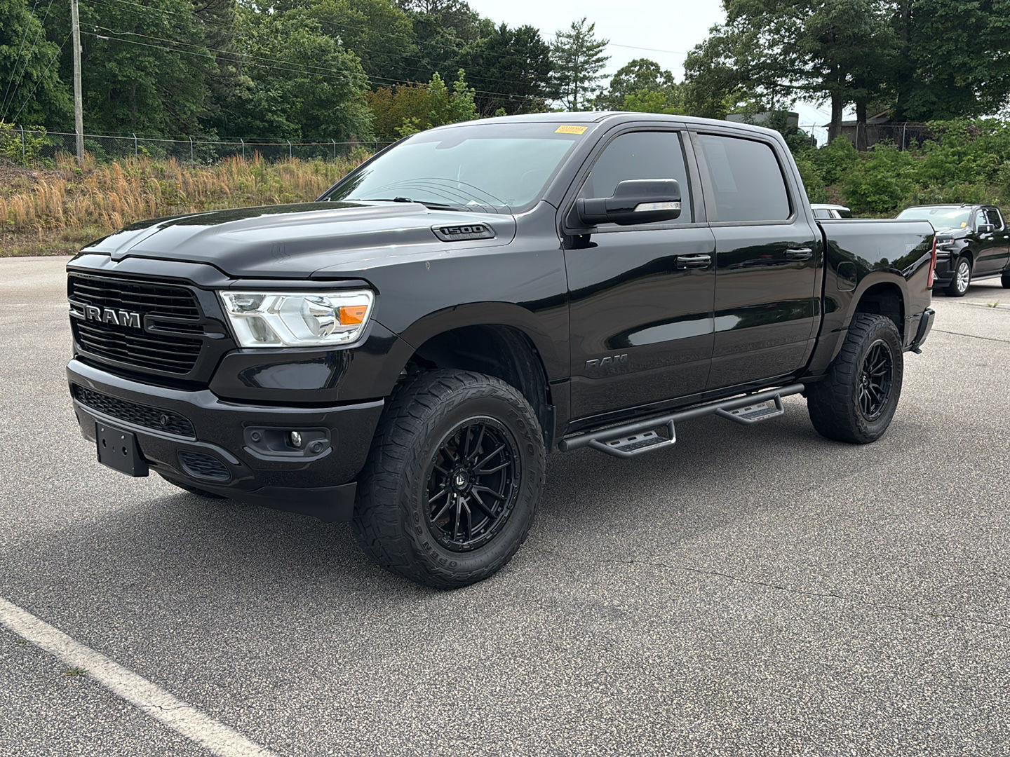 2020 RAM 1500 Big Horn/Lone Star 4x4 Crew Cab 5'7's photo
