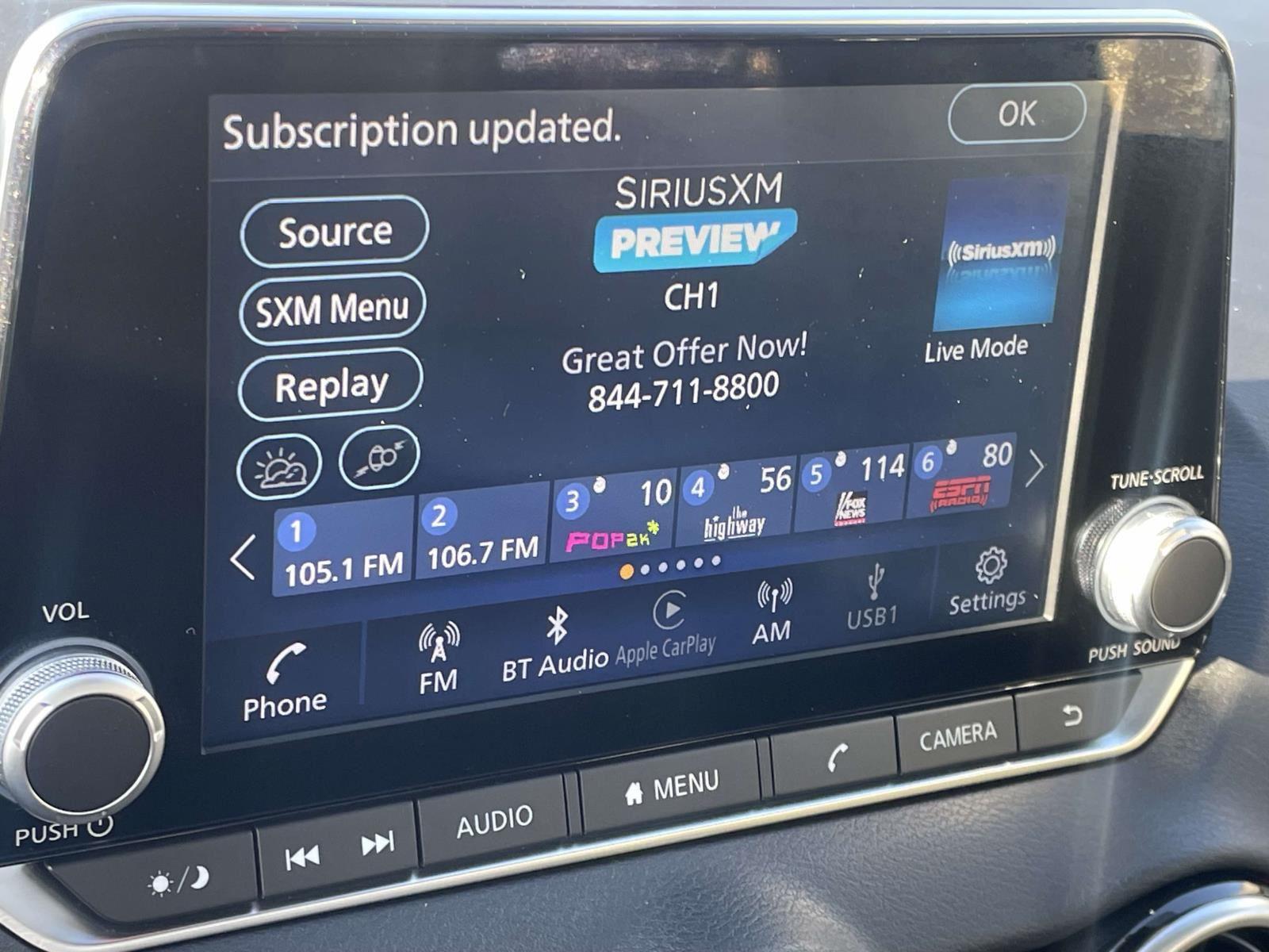 2021 Nissan Sentra SR photo 2