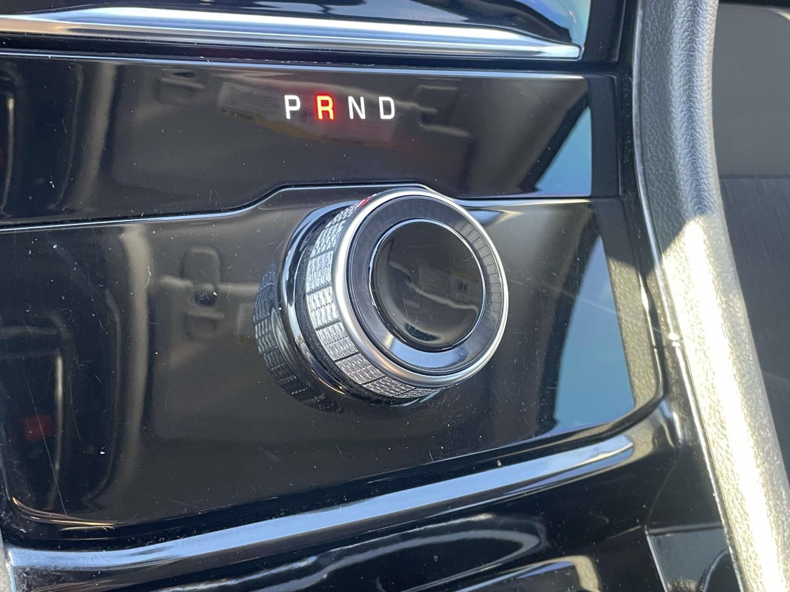 2021 Jeep Grand Cherokee Laredo photo 4